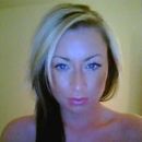 Sexy Vivian from Milwaukee Wants to Swap Naughty Pics! 😘